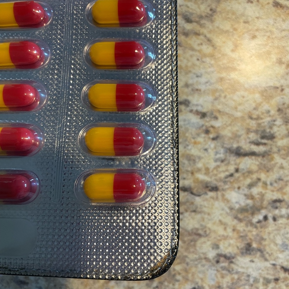 Moschino x Jeremy Scott Pill Capsule Crossbody - Picture 5 of 10